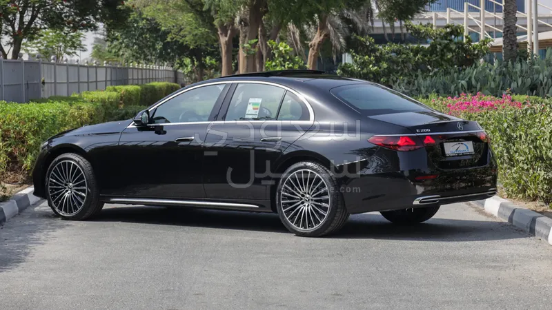 2025 Mercedes-Benz E 200 AMG