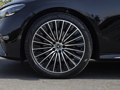 2025 Mercedes-Benz E 200 AMG