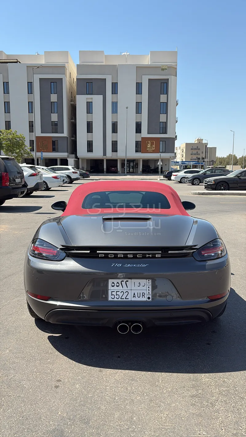 2024 بورش 718 بوكستر