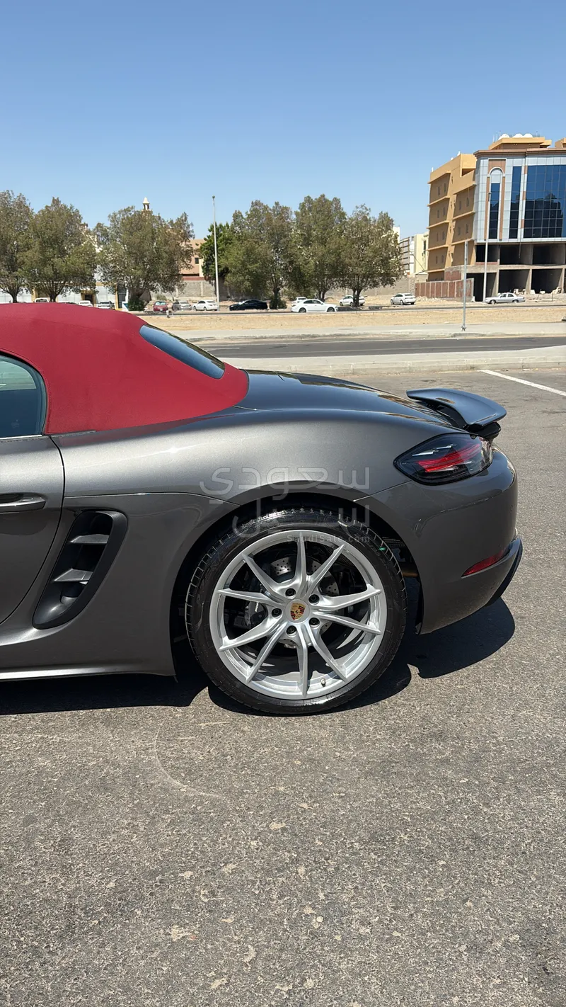 2024 بورش 718 بوكستر