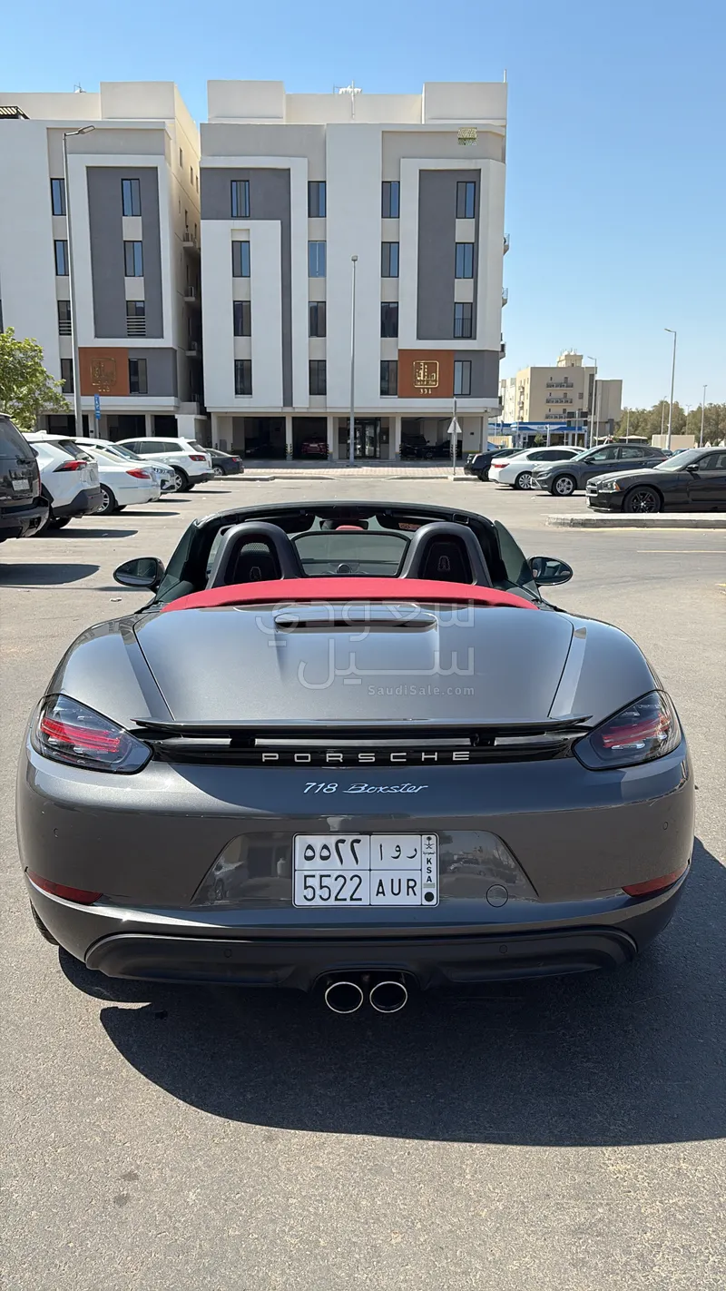 2024 بورش 718 بوكستر