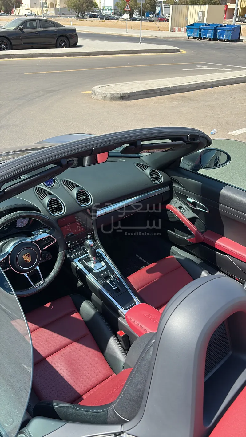 2024 بورش 718 بوكستر