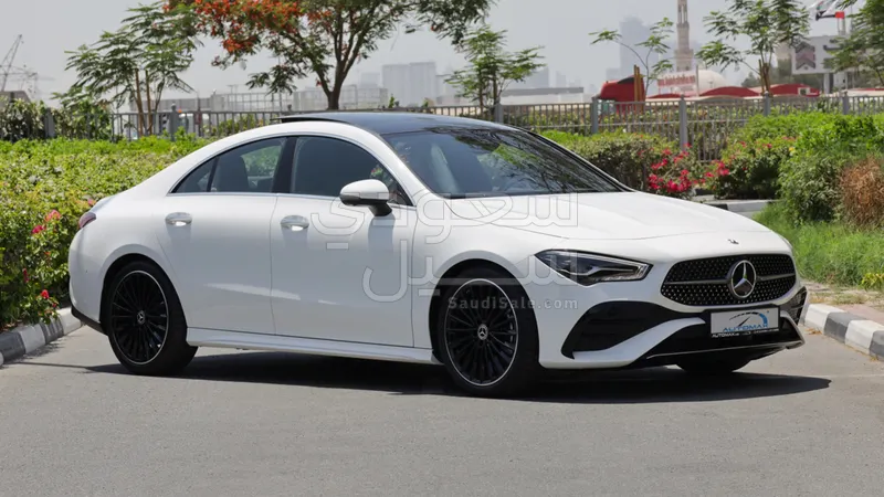2025 Mercedes-Benz CLA 200 AMG
