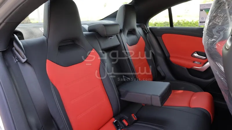 2025 Mercedes-Benz CLA 200 AMG
