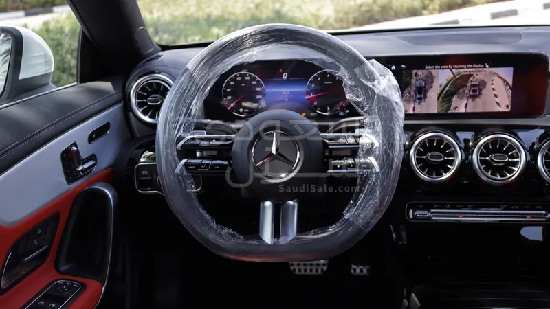 2025 Mercedes-Benz CLA 200 AMG
