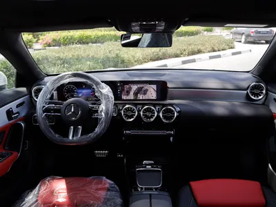 2025 Mercedes-Benz CLA 200 AMG