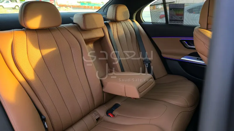 2025 Mercedes-Benz E 200 AMG