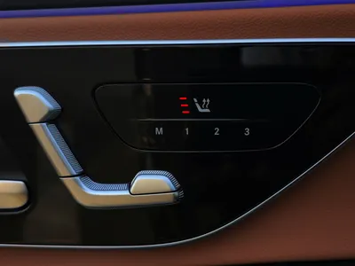 2025 Mercedes-Benz E 200 AMG