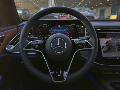 2025 Mercedes-Benz E 200 AMG