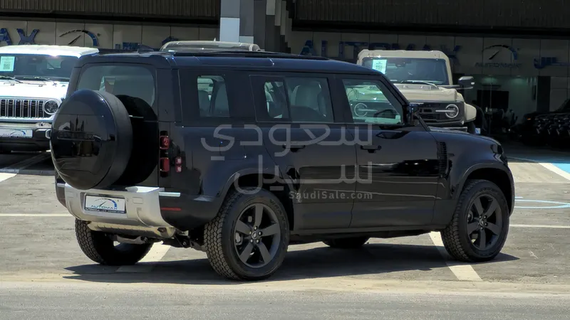 2025 Land Rover Defender 110