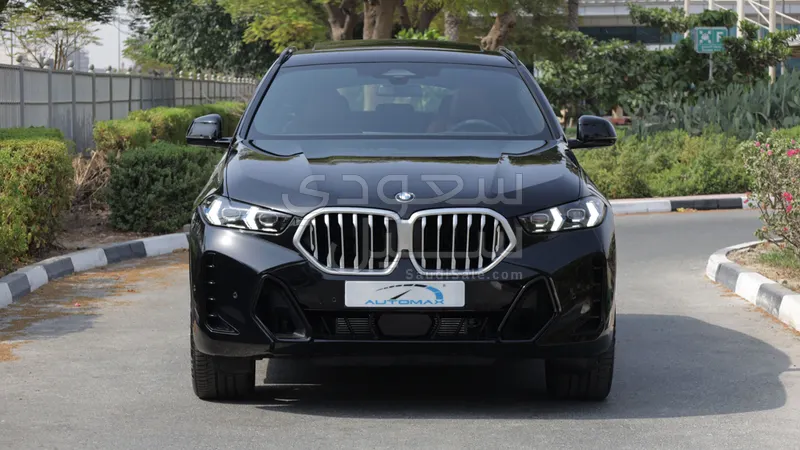 2025 BMW X Series 6 40i