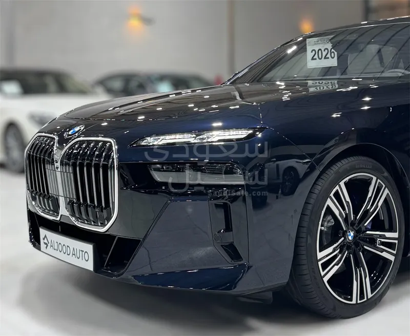 2026 بي ام دبليو الفئة السابعة 735أي
