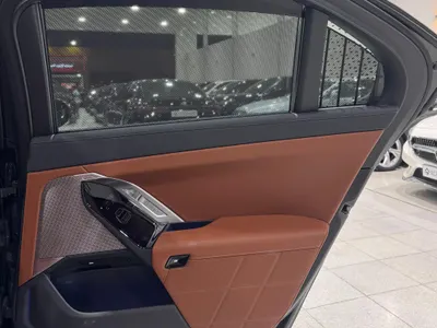 2026 بي ام دبليو الفئة السابعة 735أي