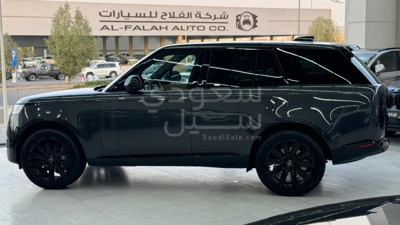 2025 لاند روفر رينج روفر فوج اس اي