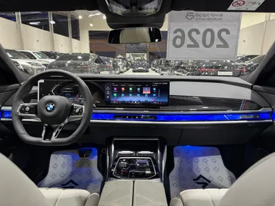 2026 بي ام دبليو الفئة السابعة 735أي