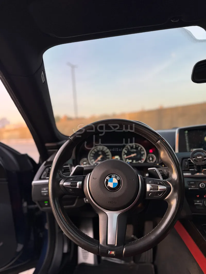 2015 بي ام دبليو الفئة السادسة 650 أي إم سبورت