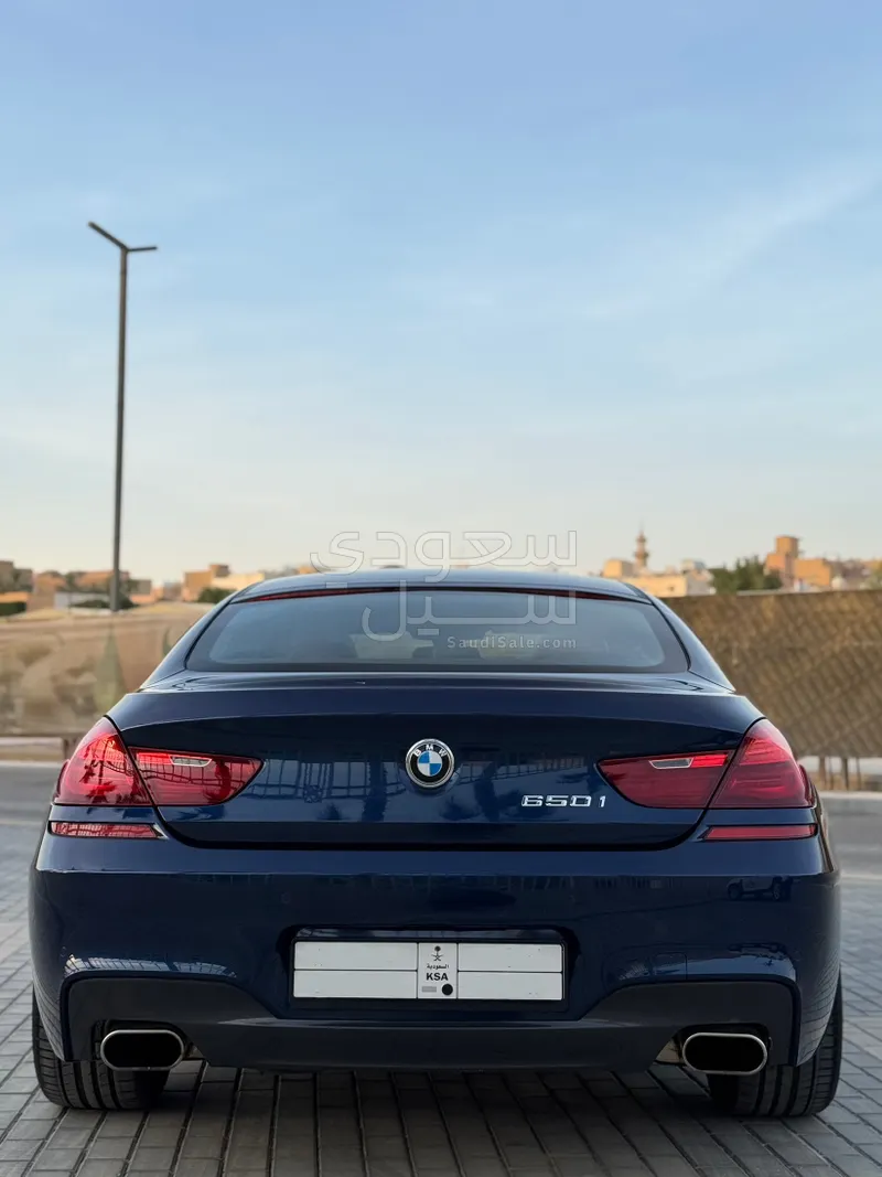 2015 بي ام دبليو الفئة السادسة 650 أي إم سبورت
