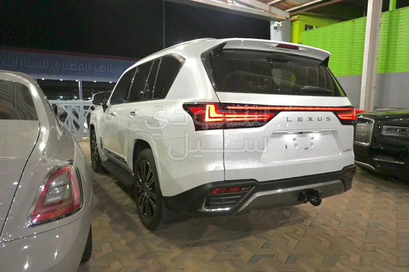 2024 Lexus LX 600
