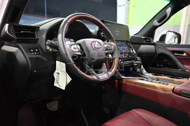 2024 Lexus LX 600