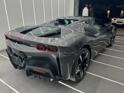 2023 Ferrari SF90 Spider