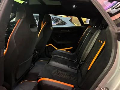 2023 Lamborghini URUS Performante