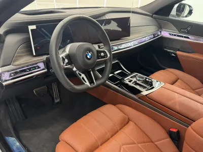 2025 BMW 7 Series 735Li