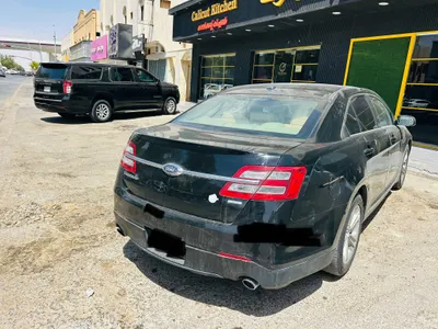 2018 Ford Taurus Limited