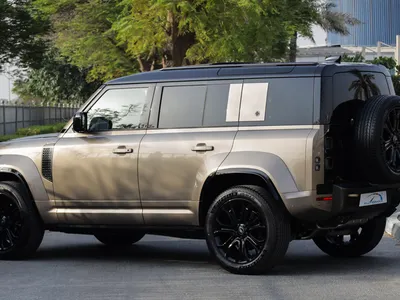 2025 Land Rover Defender Octa