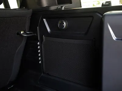 2025 Land Rover Defender Octa