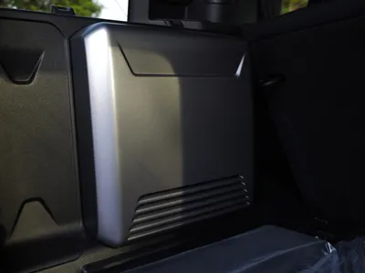 2025 Land Rover Defender Octa