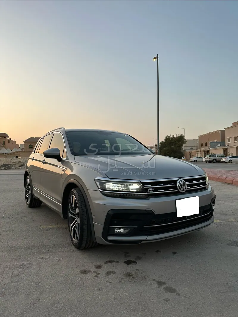 2020 Volkswagen TIGUAN R-Line
