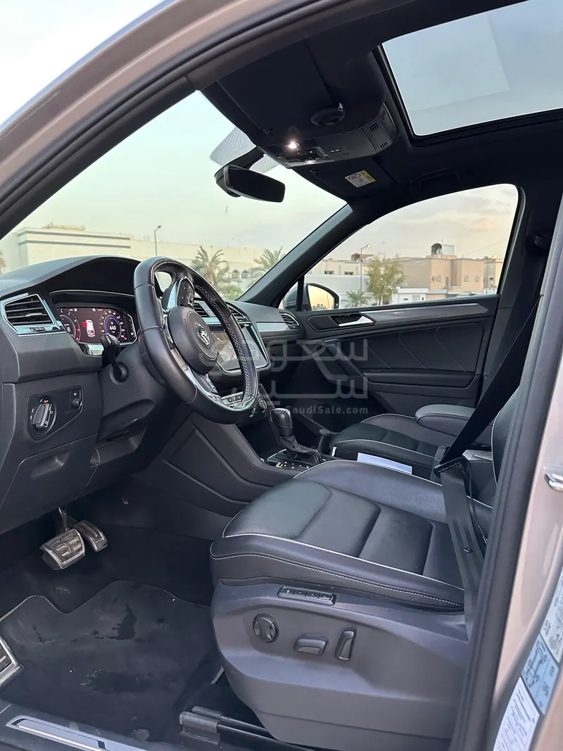 2020 Volkswagen TIGUAN R-Line