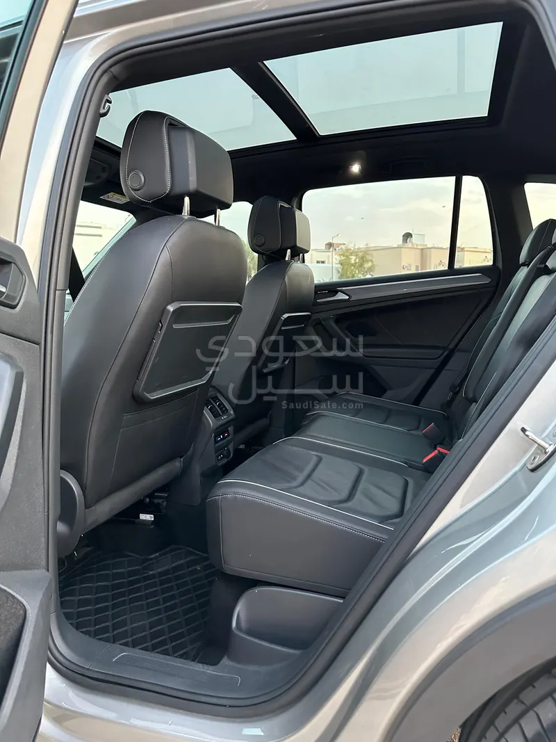 2020 Volkswagen TIGUAN R-Line