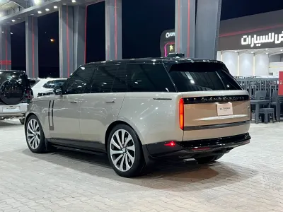 2023 Land Rover Range Rover Vogue SE