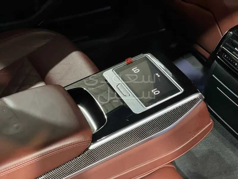 2020 Audi S8