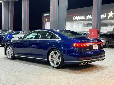 2020 Audi S8