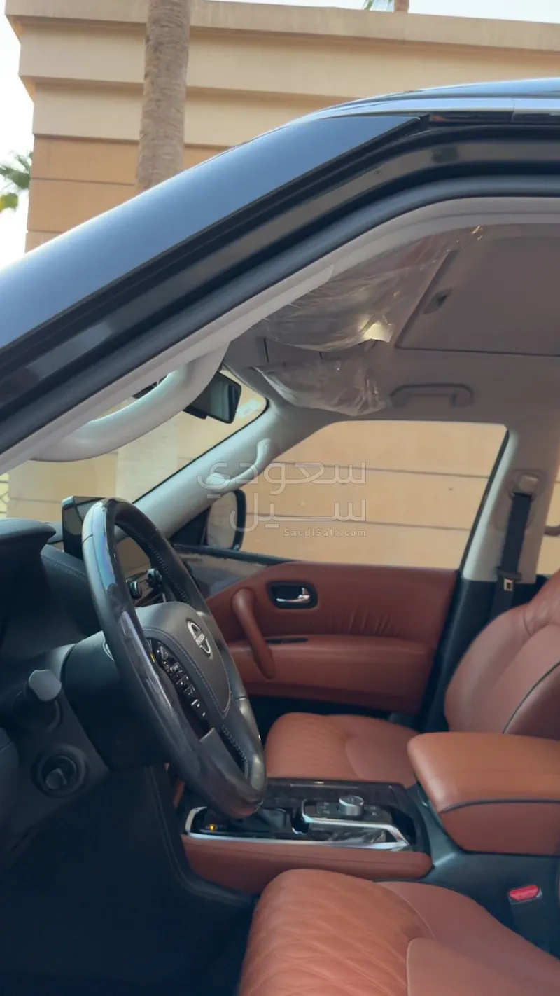 2023 Nissan Patrol Platinum