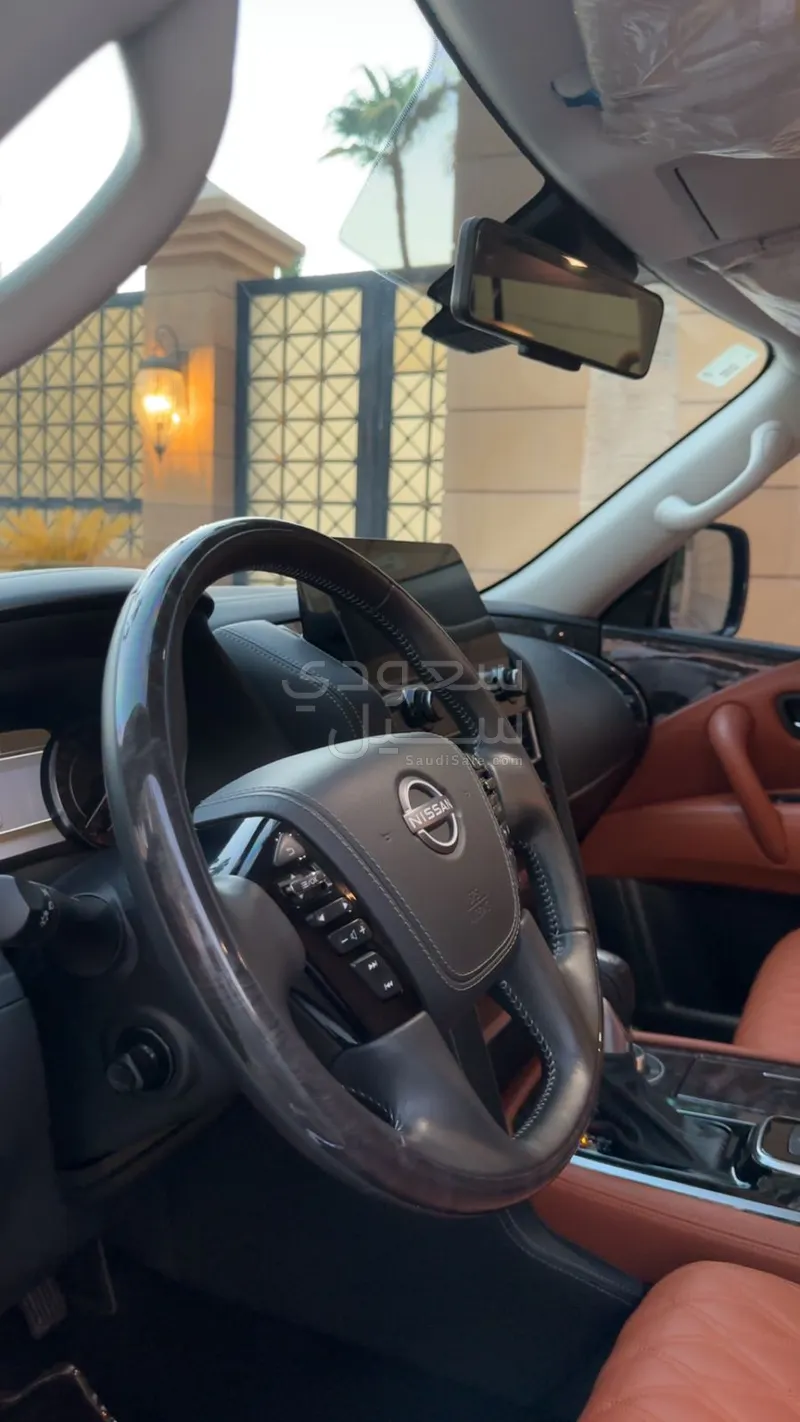 2023 Nissan Patrol Platinum