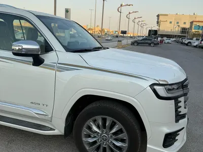 2024 Toyota Land Cruiser VXR