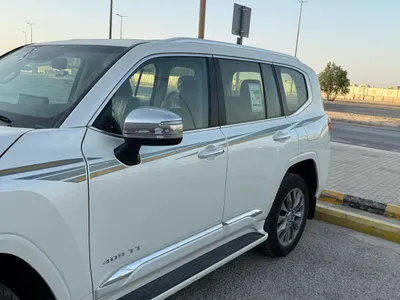 2024 Toyota Land Cruiser VXR