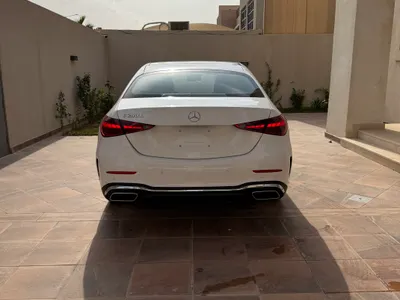 2025 مرسيدس - بنز سي 200
