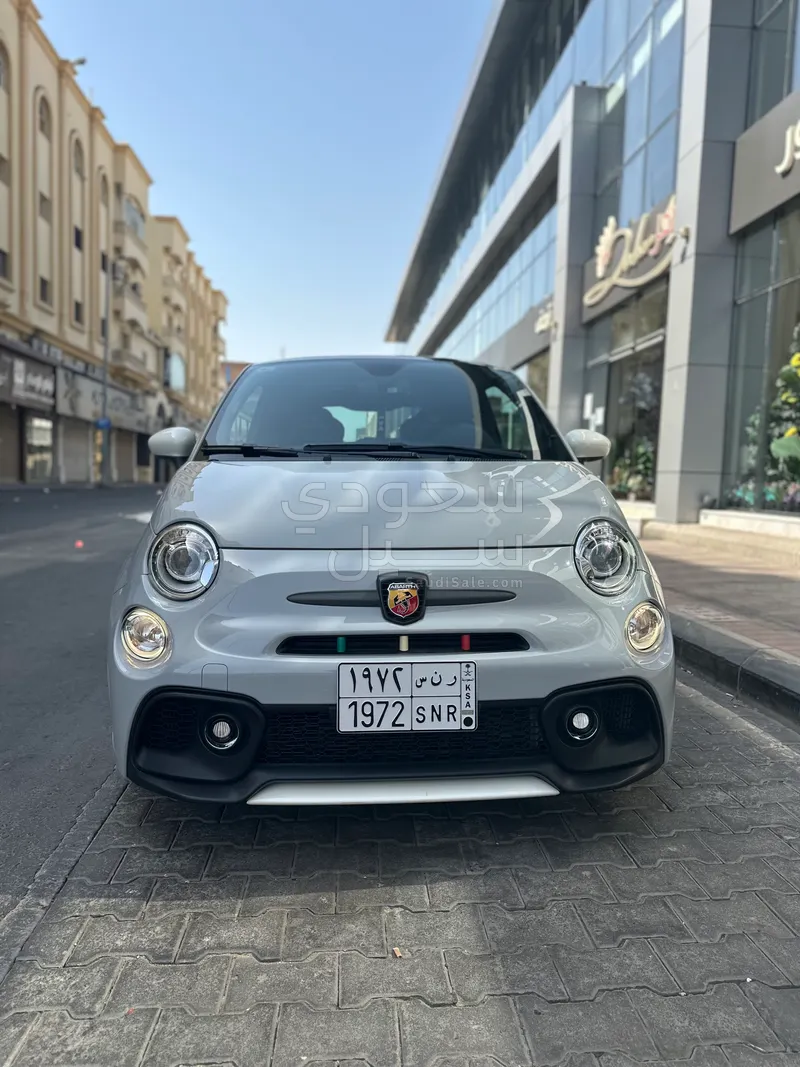 2023 فيات ابارث 595 كومبيتزيون