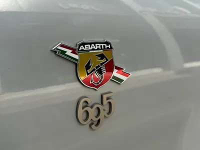 2023 فيات ابارث 595 كومبيتزيون