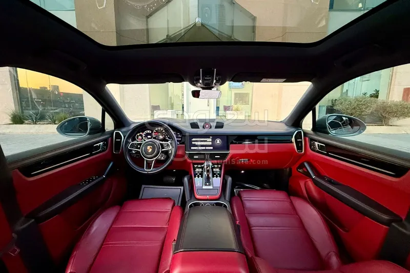 2023 Porsche Cayenne Coupe