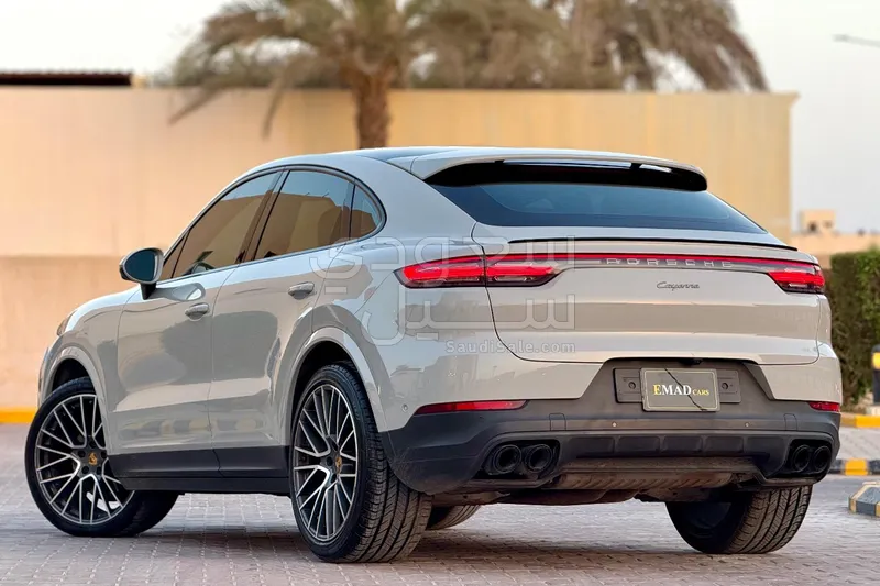 2023 Porsche Cayenne Coupe