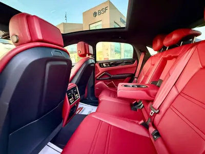 2023 Porsche Cayenne Coupe