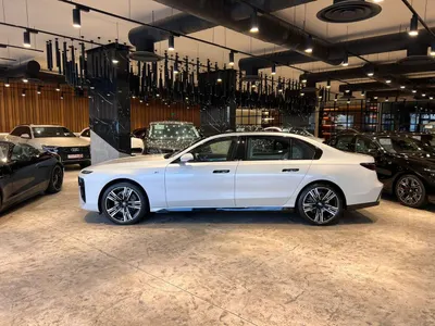 2024 BMW 7 Series 735i