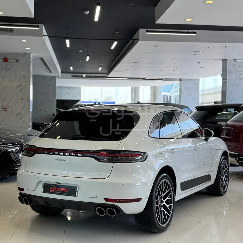 2020 Porsche Macan