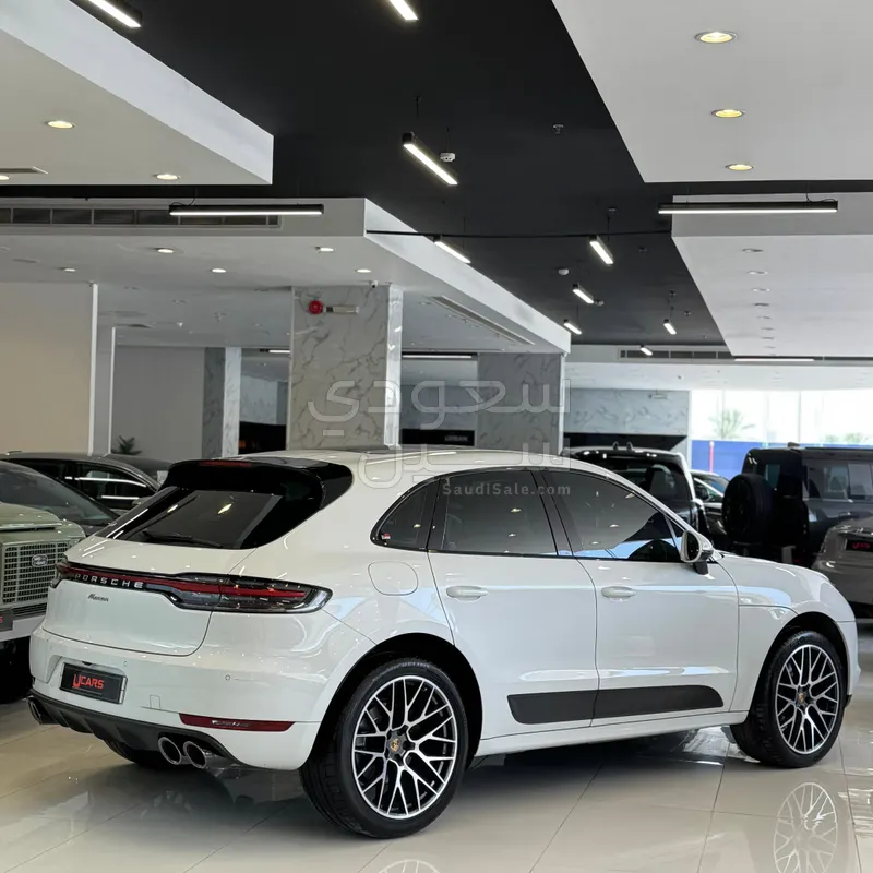2020 Porsche Macan