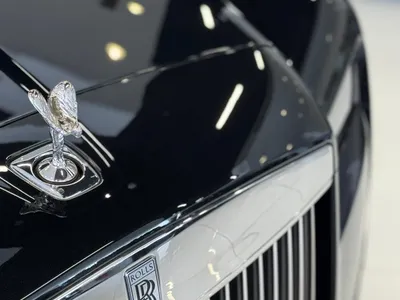 2020 Rolls-Royce Cullinan Silver Badge